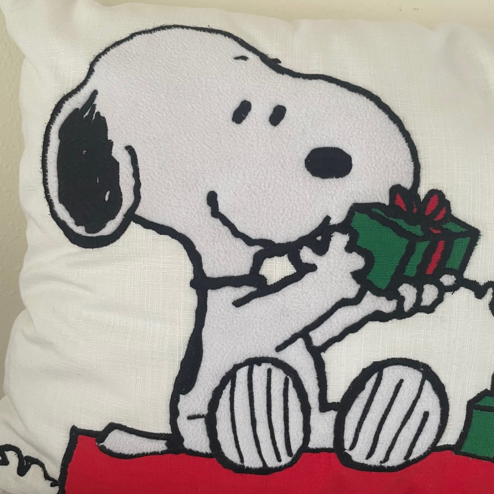 Pottery Barn Peanuts Snoopy Christmas Holiday Lumbar Pillow 14x26" *READ - Picture 2 of 10
